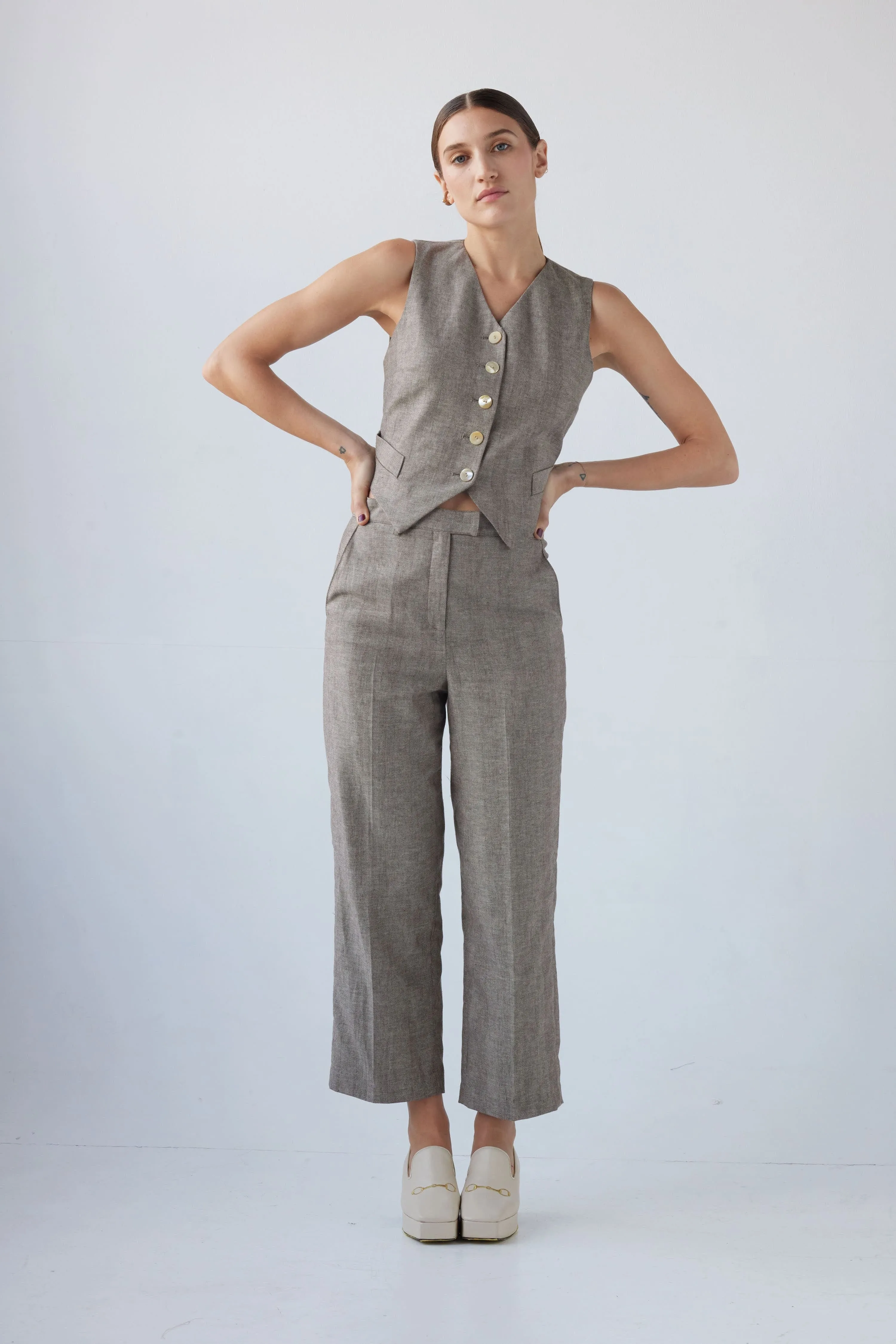 Annie Vest in Linen Herringbone