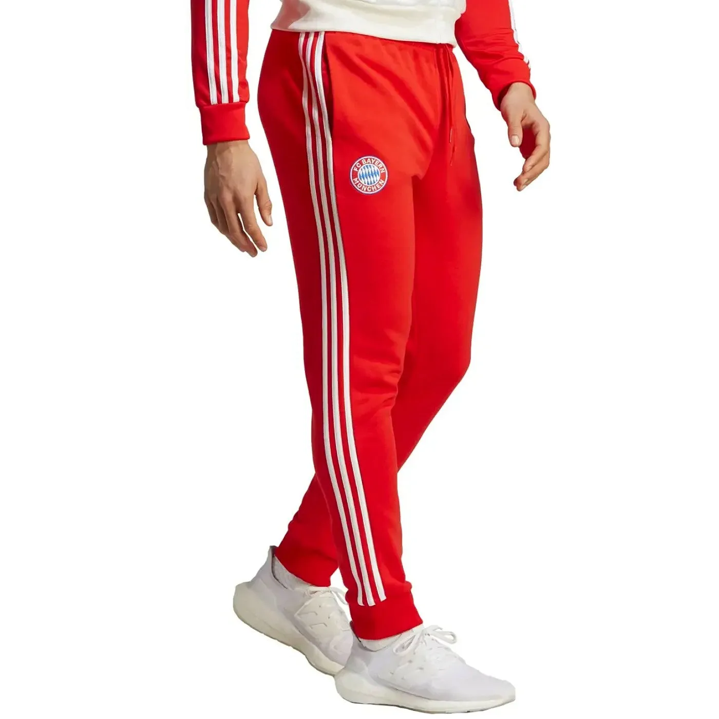 Bayern Munich Casual 3S hooded presentation tracksuit 2023/24 - Adidas