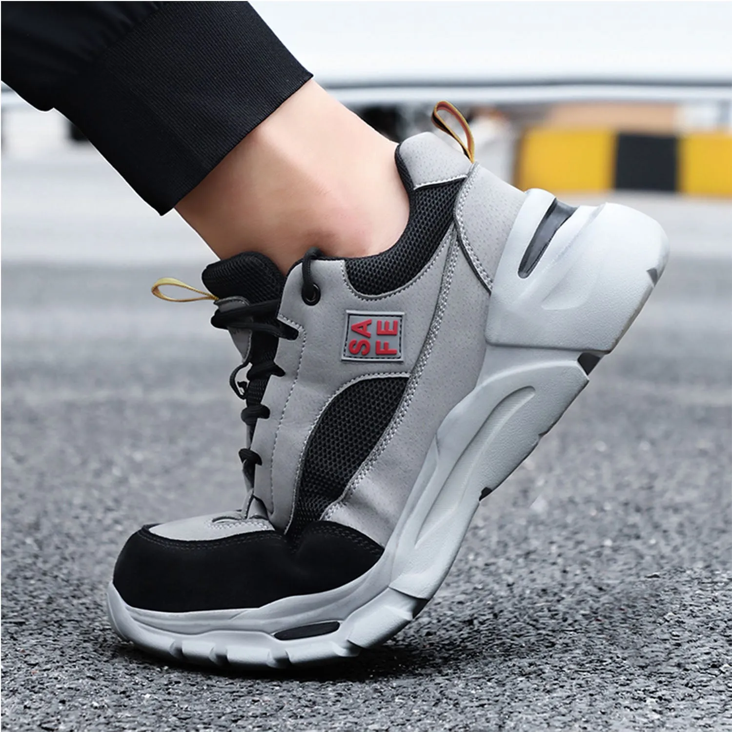 Steel Toe Safety Shoes for Men Anti-pierce Construction Work Shoes Sports Shoes