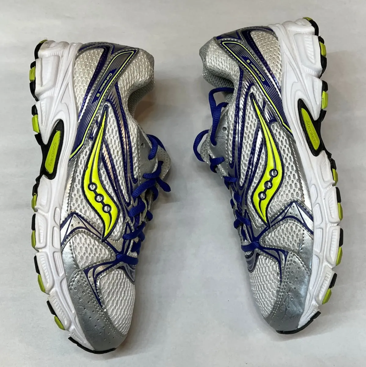 Women's Saucony Grid Cohesion 6 - Silver/Blue/Citron - Running Shoe - Wide Width - Preowned